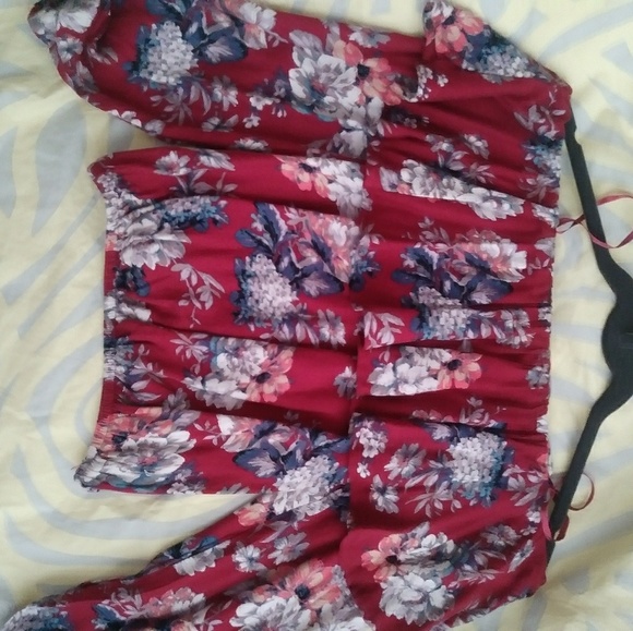 2 Tops - Picture 2 of 5